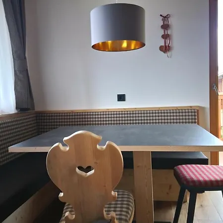 Hatzes Apartment Laion