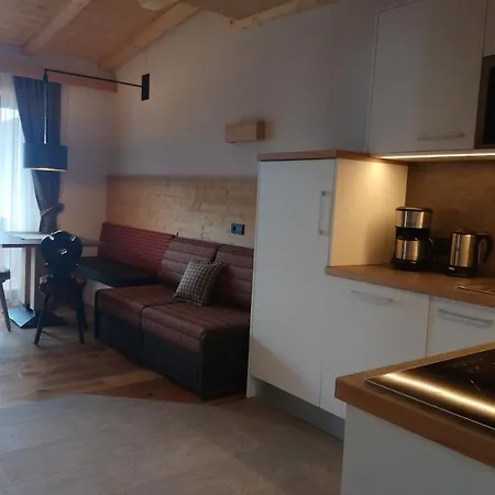 Hatzes Apartment *